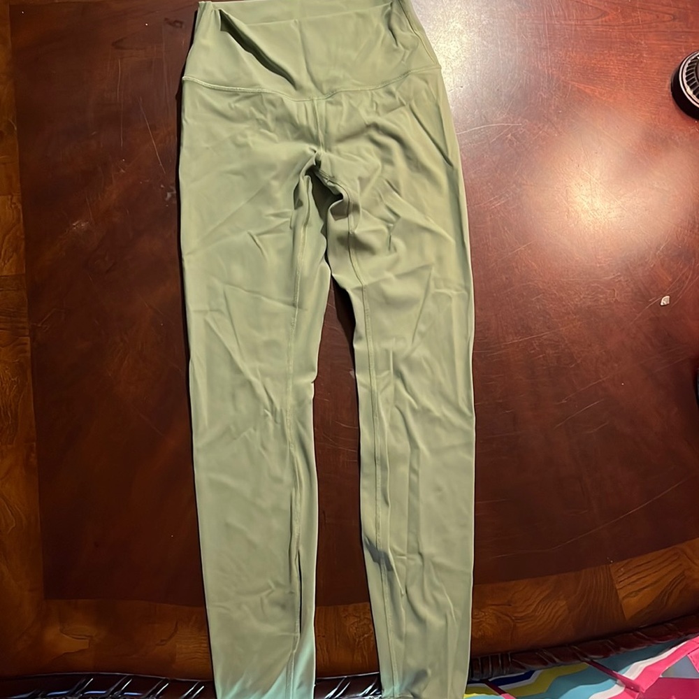 Womens wonder under lulu 25